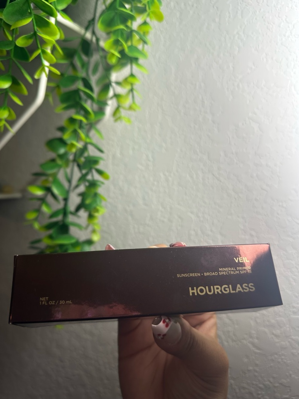 Hourglass Veil Mineral Primer - Metallic Rose Gold Packaging